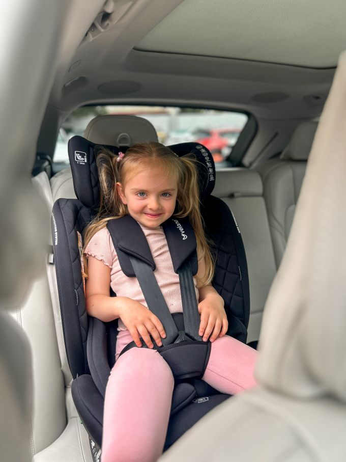 Автокрісло VELANO Vento 360° i-Size 40–150 см, ISOFIX + опорна нога, black